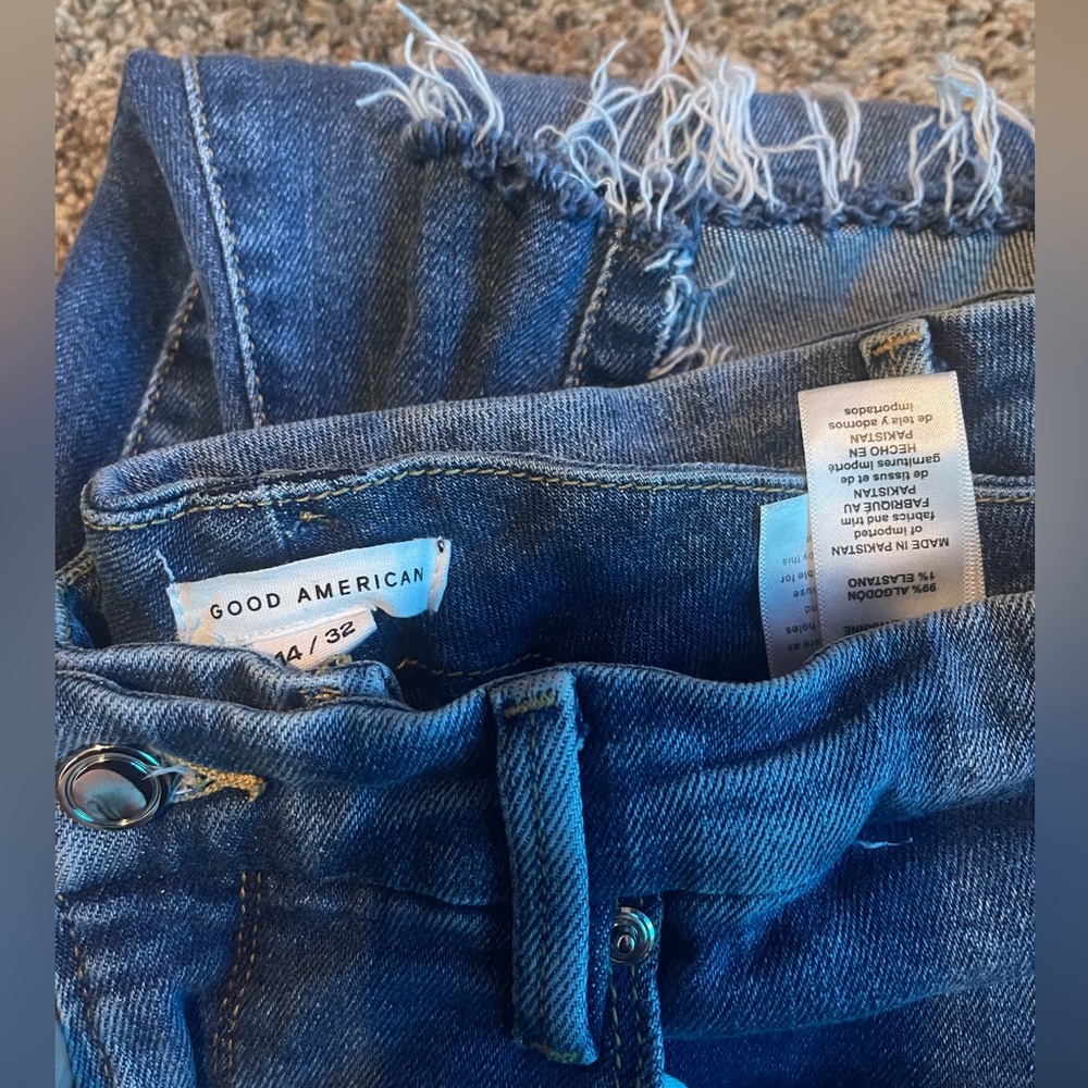 14/32 Good American Jeans